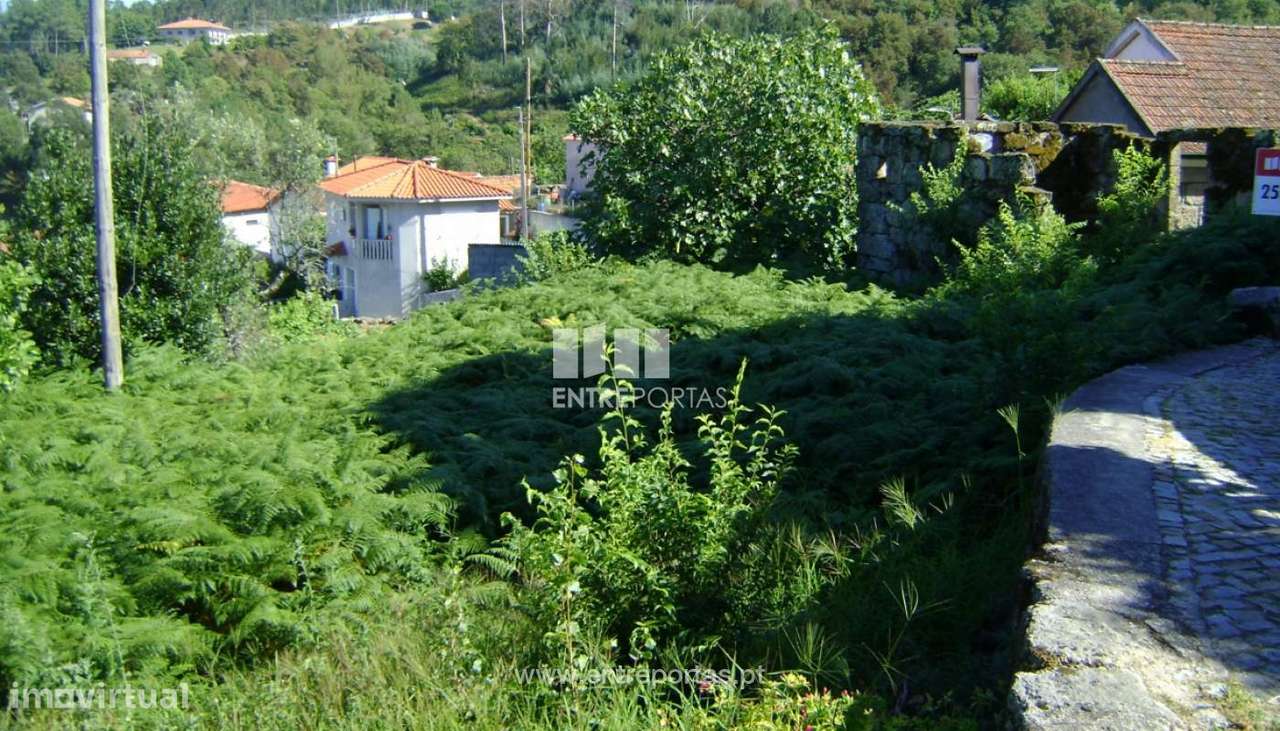 Venda Moradia para reconstruir, Manhuncelos, Marco de Canaveses - Grande imagem: 4/17