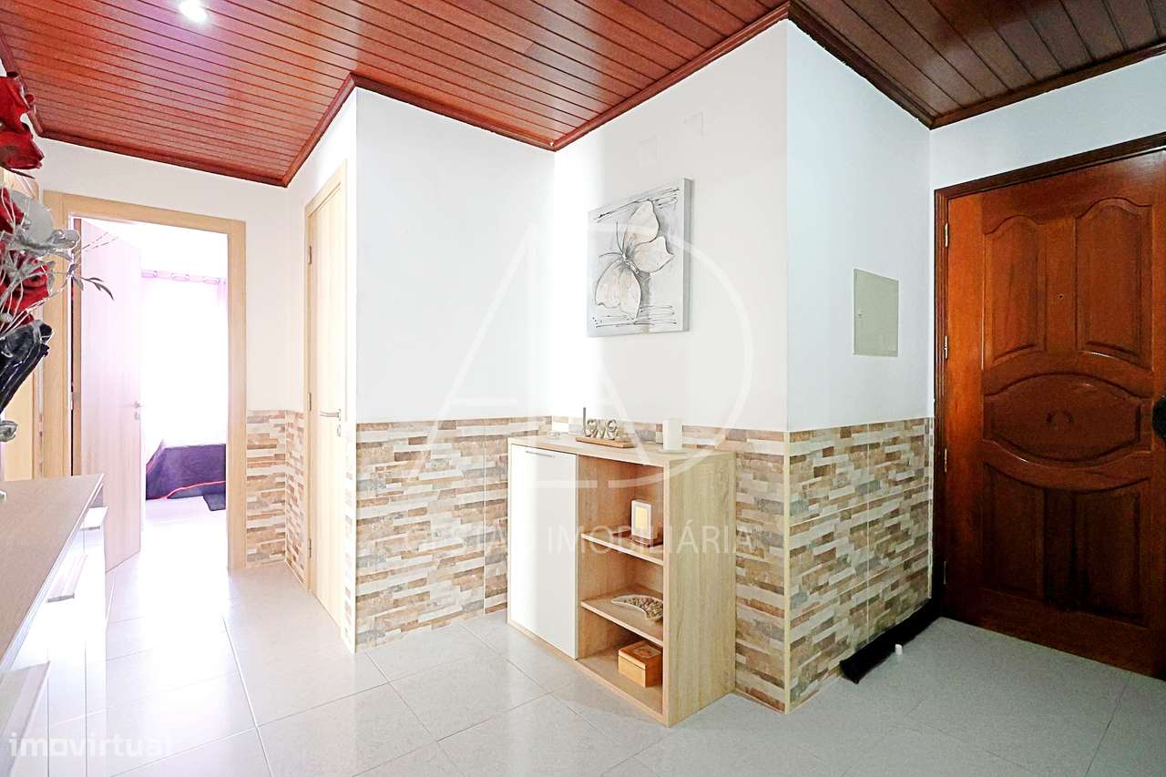 APARTAMENTO T2 REMODELADO-14