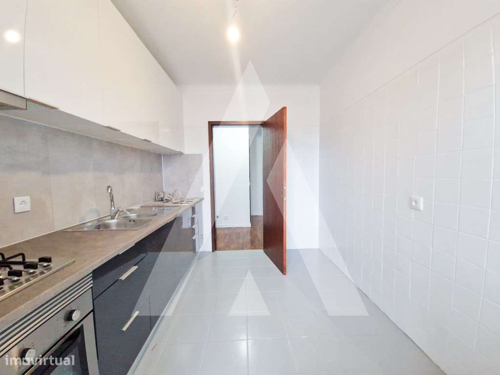 Apartamento T2 em pleno centro de Esgueira! - Grande imagem: 4/11