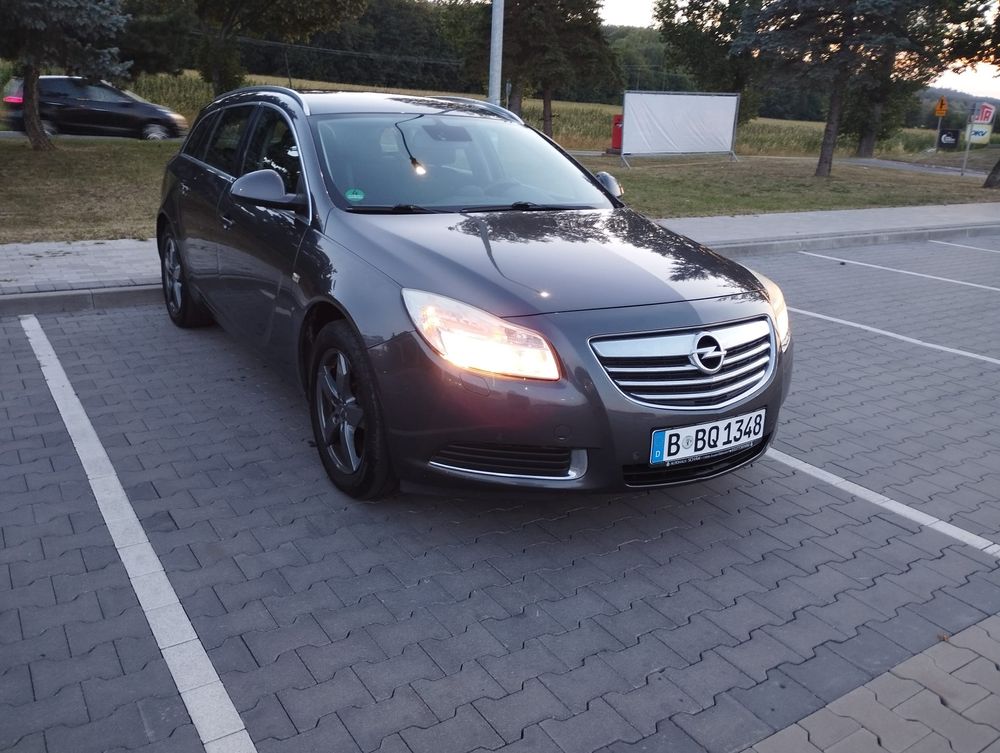 Opel Insignia A (2008-2017) 1.8 Design Edition 2009