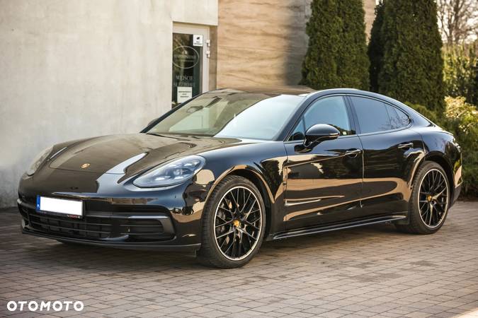 Porsche Panamera 4 Executive - 3