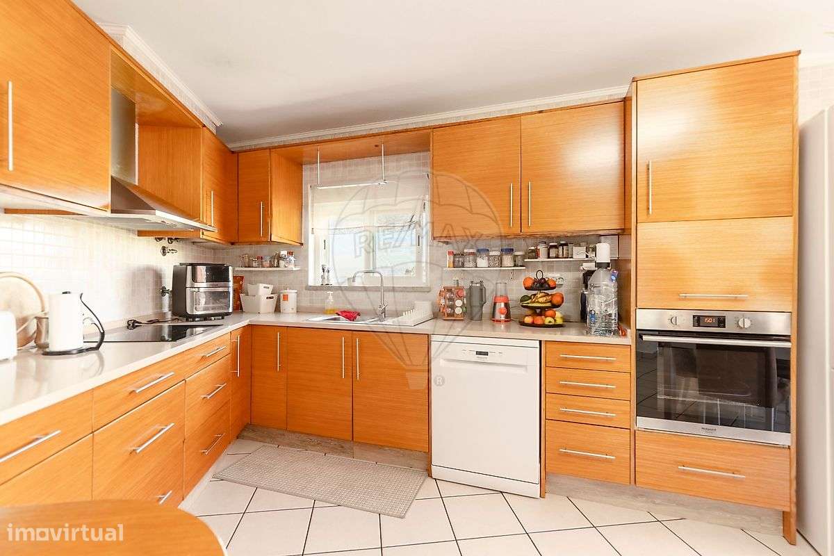 Moradia T4 para venda-7