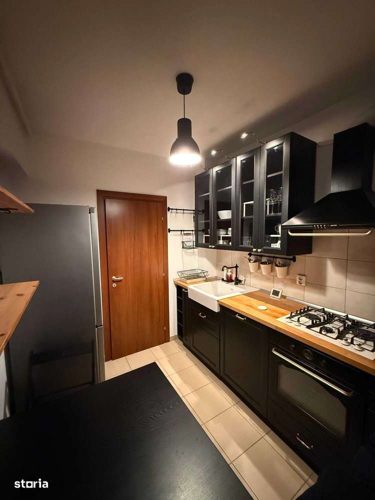 Apartament de vanzare 3 camere situat la 8 minute de metrou-0