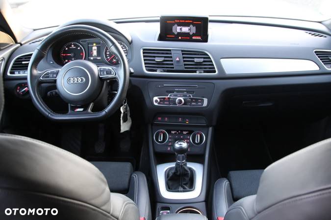 Audi Q3 - 16