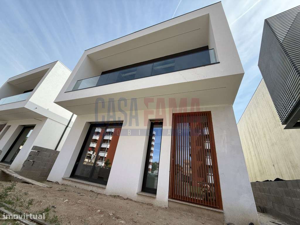 Moradia T3 em Vila Boa - Barcelos - Grande imagem: 4/24