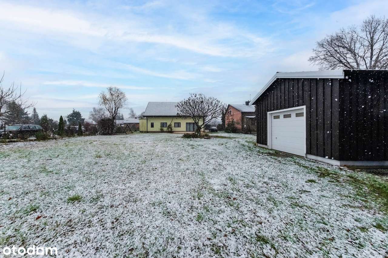 Wprowadź się od razu – dom z klimatem i dużą działką-17