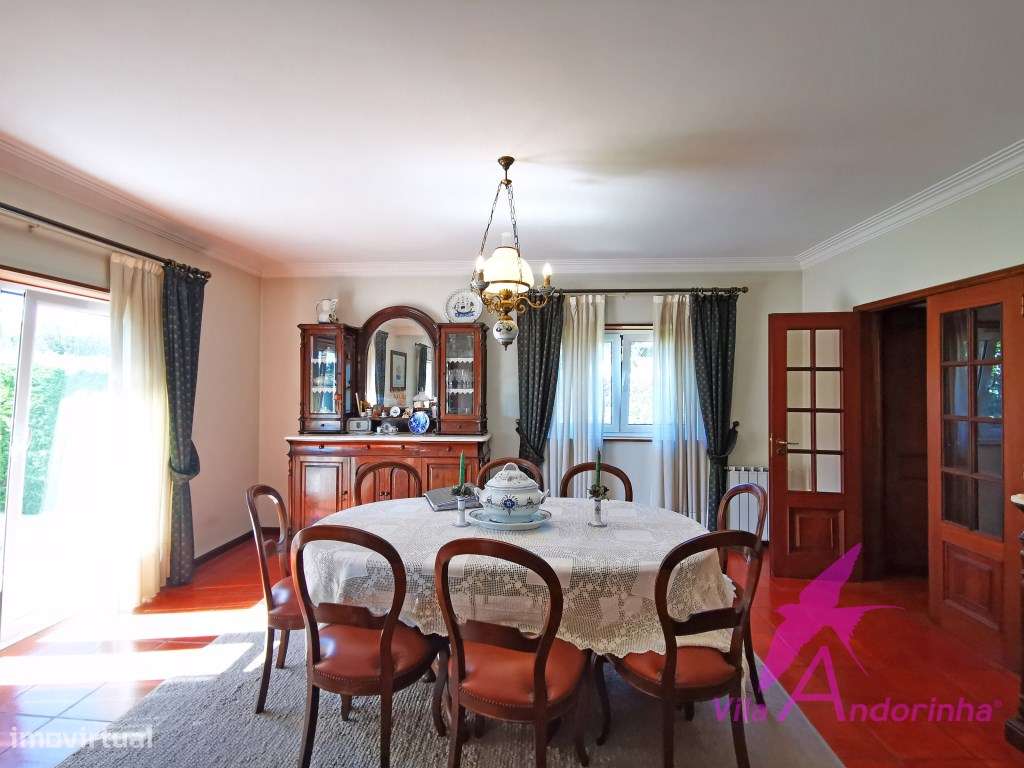 Moradia T4 independente com amplo jardim, garagem e cave - Santa Ma...-10