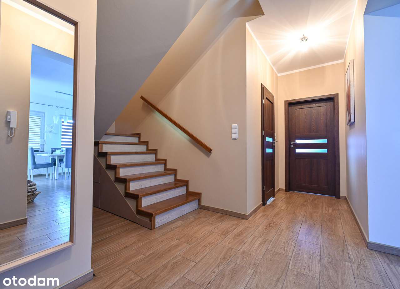 Nowoczesny dom wolnostojący – komfort, przestrzeń,  lokalizacja-14