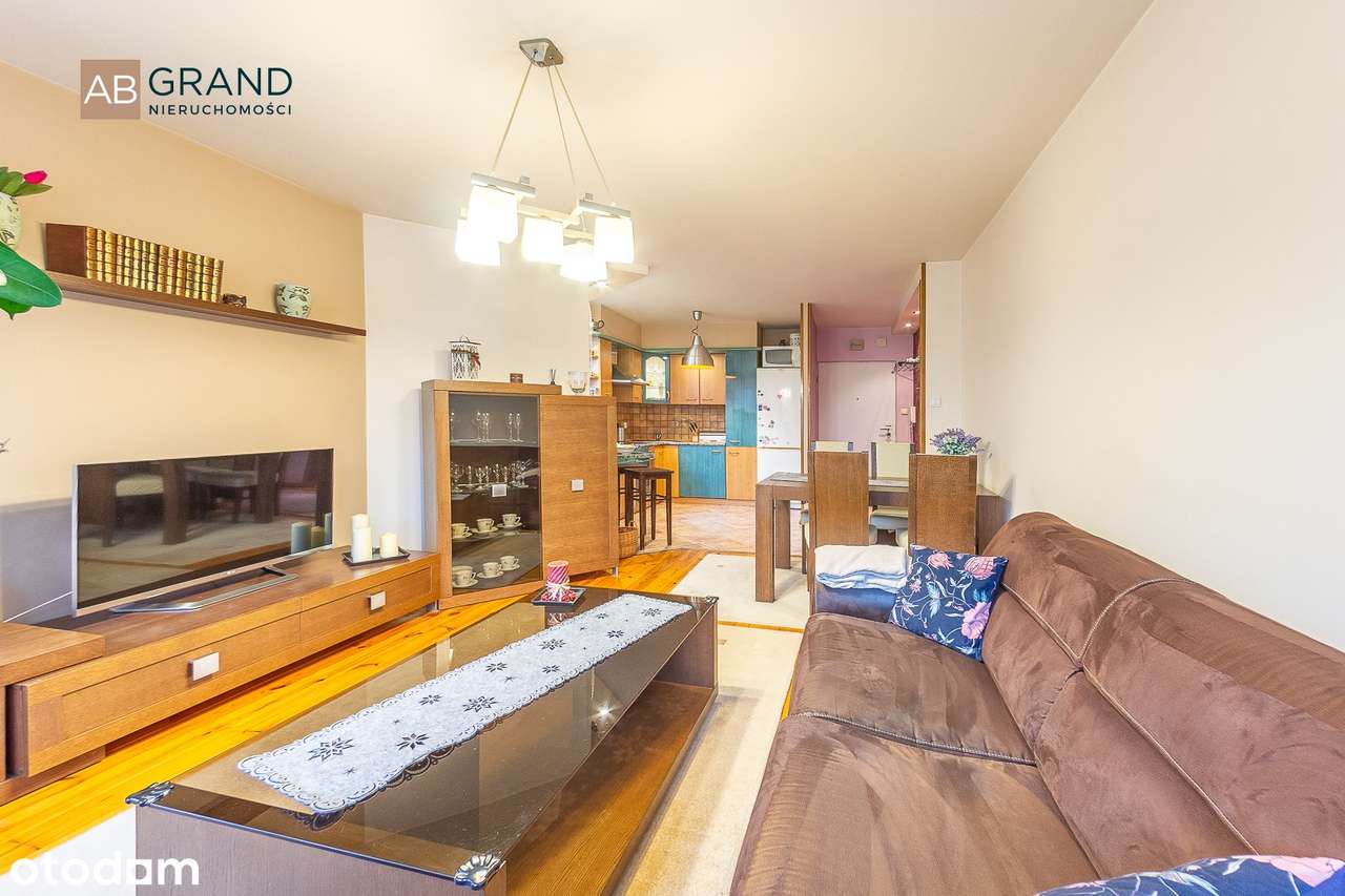 Kręta | Nowe Miasto | 55mkw | 3 pokoje | parter | miejsce postojowe-0