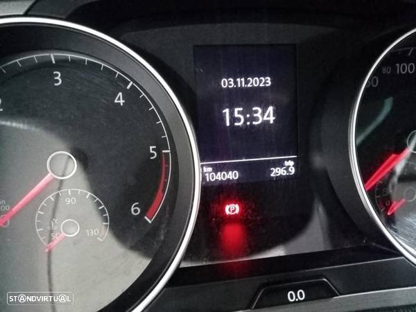 VW Golf 1.6 TDi GPS Edition Frotas - 4