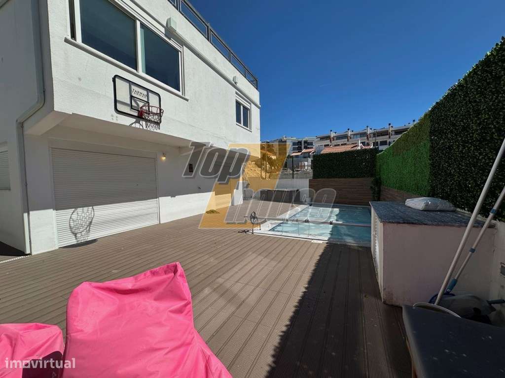 Moradia Isolada T4+1 - Vista de Mar - Charneca de Caparica-40