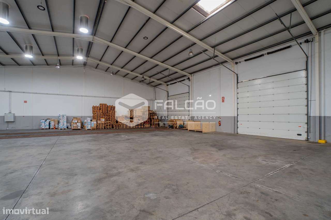 Armazém  Venda em Romeira e Várzea,Santarém-33