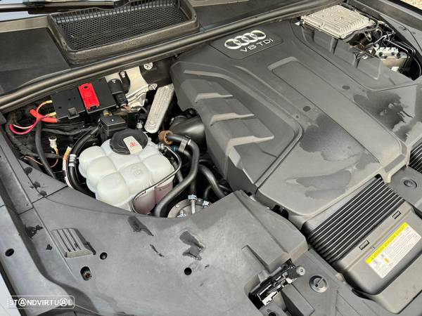 Audi Q7 3.0 TDi quattro S-line Tiptronic 7L - 59