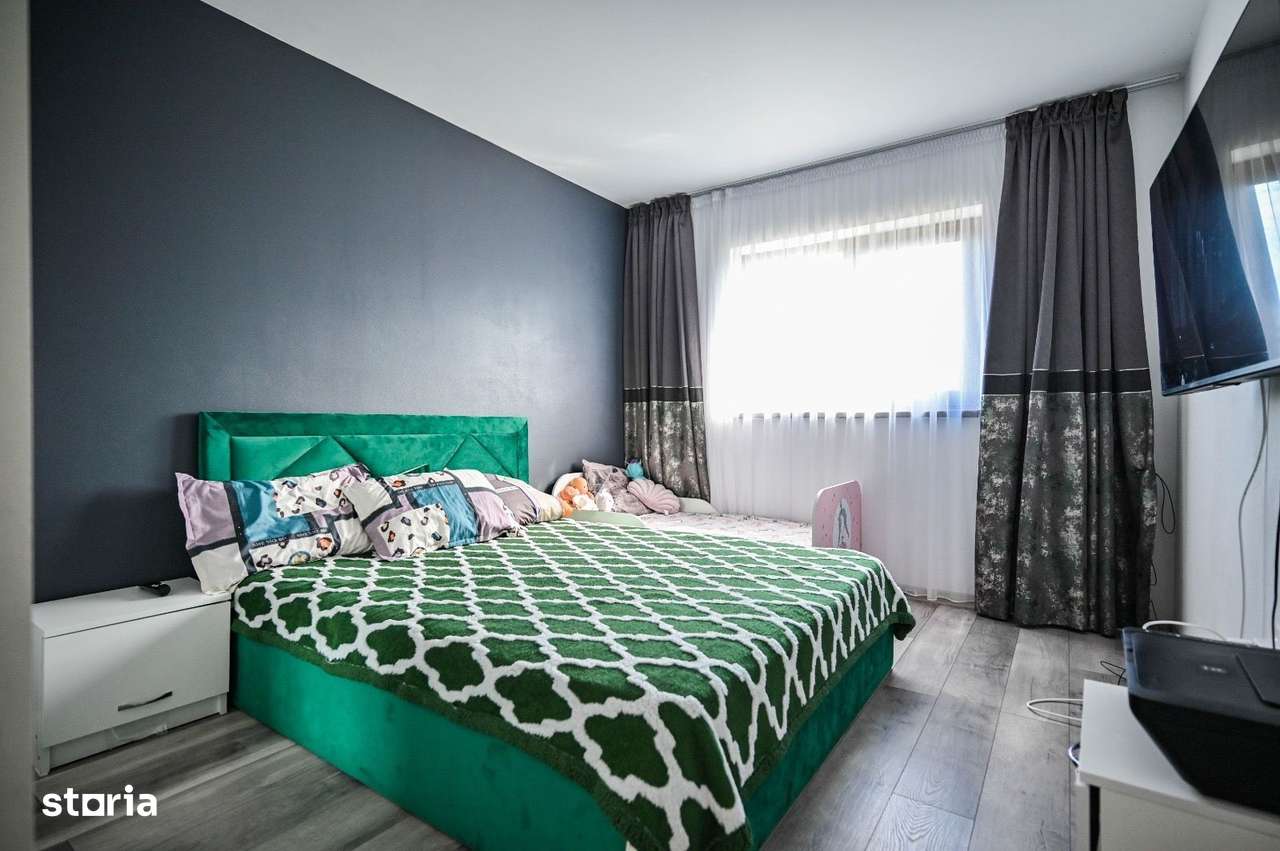 Casa individuală de vânzare Sânpetru, 5 camere, garaj, foișor, curte-17