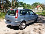 Ford Fusion 1.6 Ambiente - 9