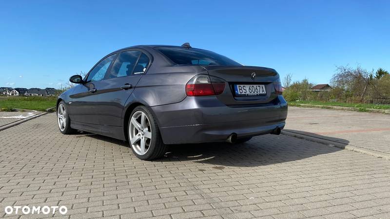 BMW Seria 3 325i - 9