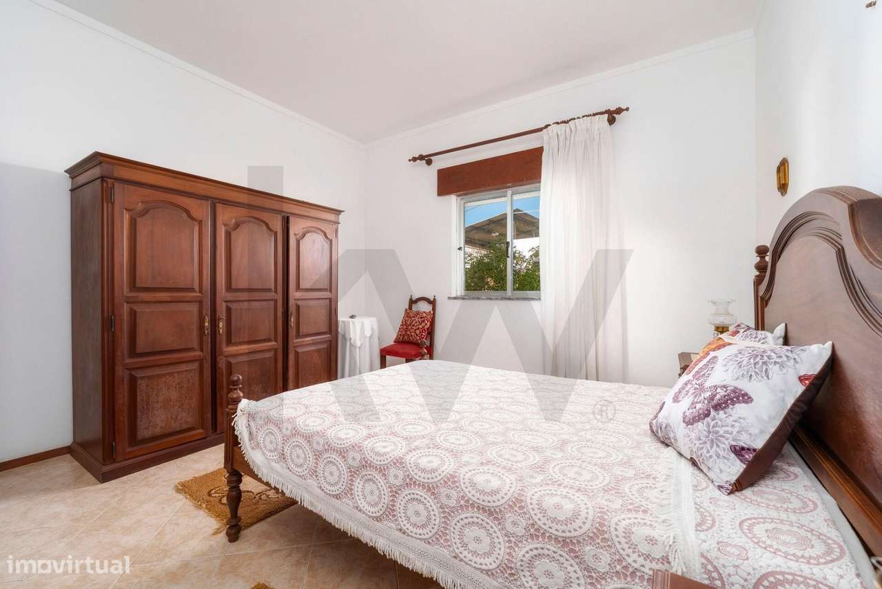 Moradia T4 com Terreno de 8480m2 em Bela Salema-14