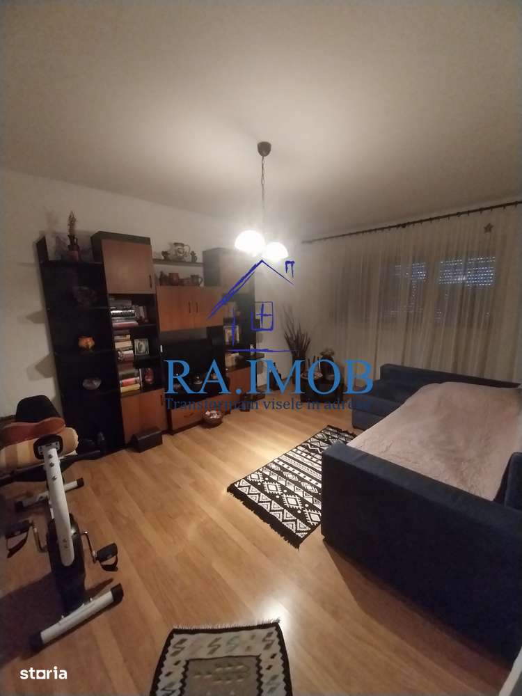 Apartament 2 camere, et 7/11, Bdul Bucuresti - 65000 euro-0