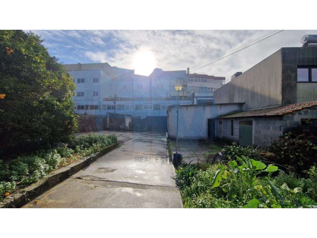 Terreno urbano para construção com 326 m² - Paranhos - Grande imagem: 4/4