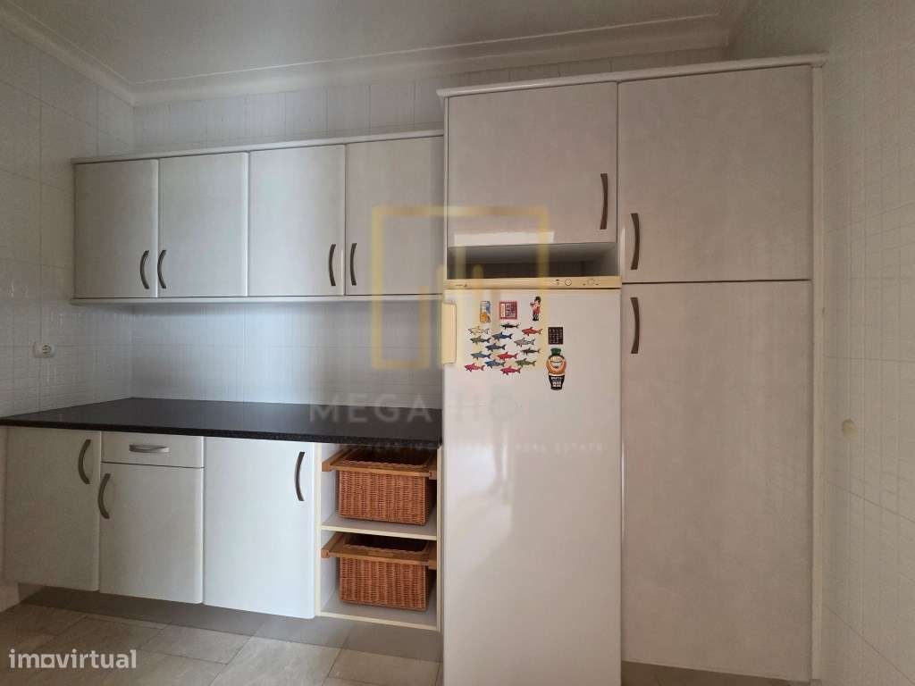 Moradia T5 com piscina + Apartamento T3, em centro de Lagoa (Algarve)-14