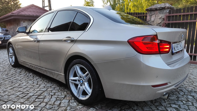 BMW Seria 3 320d Efficient Dynamics Luxury Line - 5
