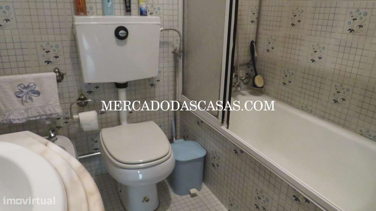 Moradia Isolada T3 em Fiães-9