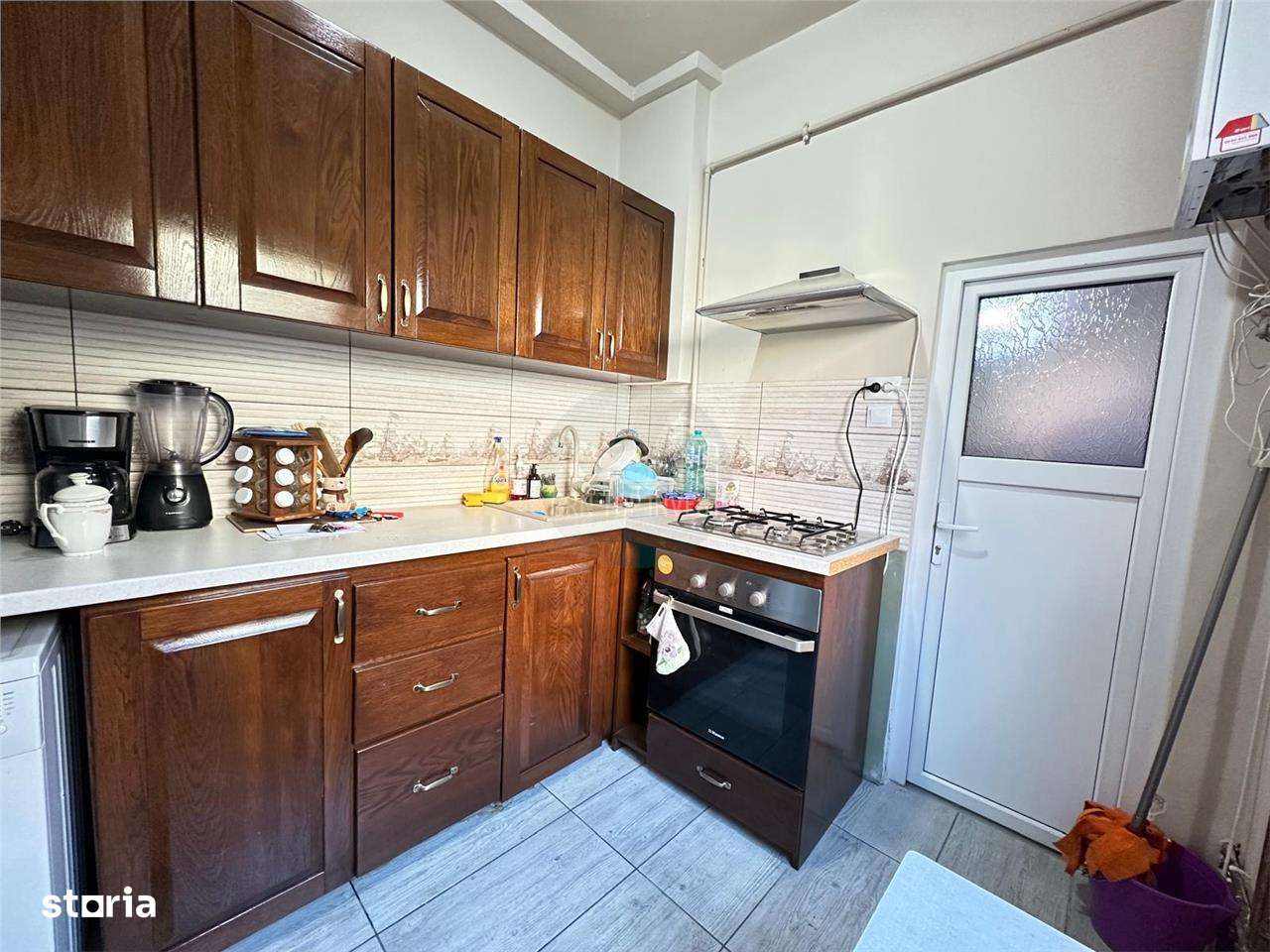 Apartament 2 camere zona Centrala - Imagine principală: 2/6