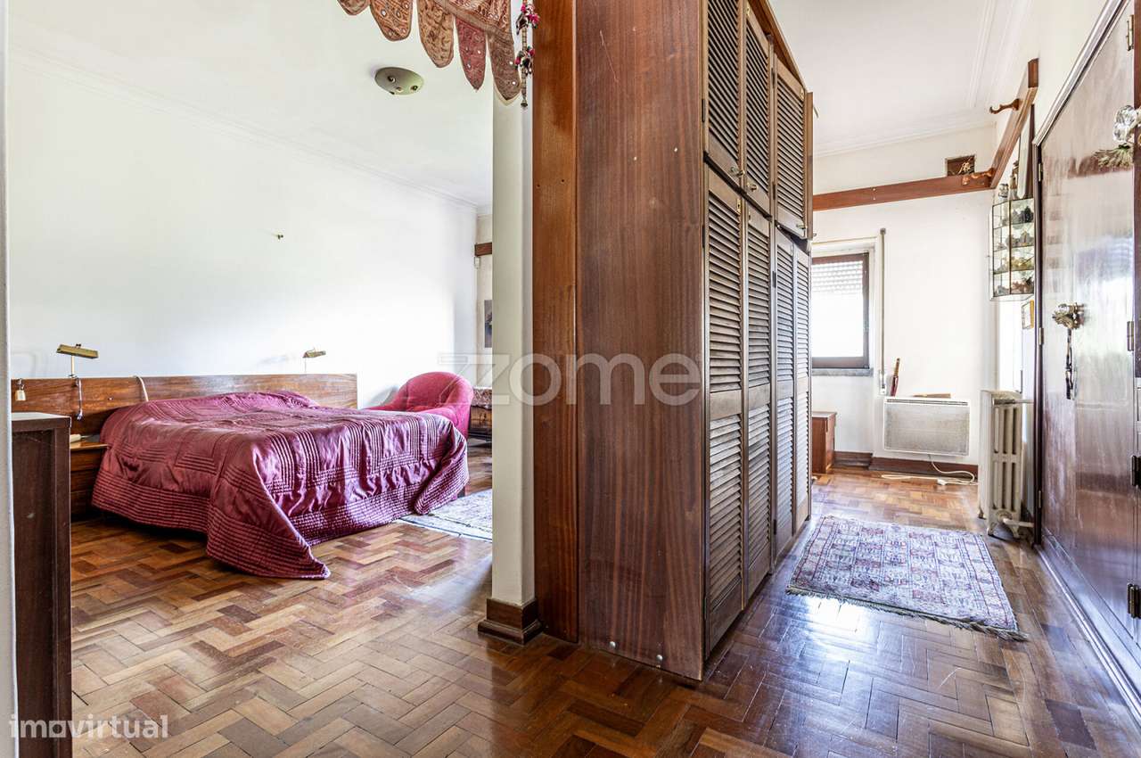 Moradia T5 a 3 minutos a pé da Praia de Carcavelos-18