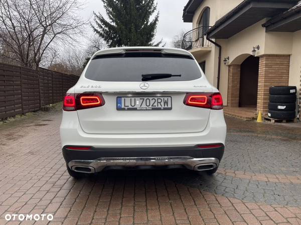 Mercedes-Benz GLC 300 4Matic 9G-TRONIC - 8