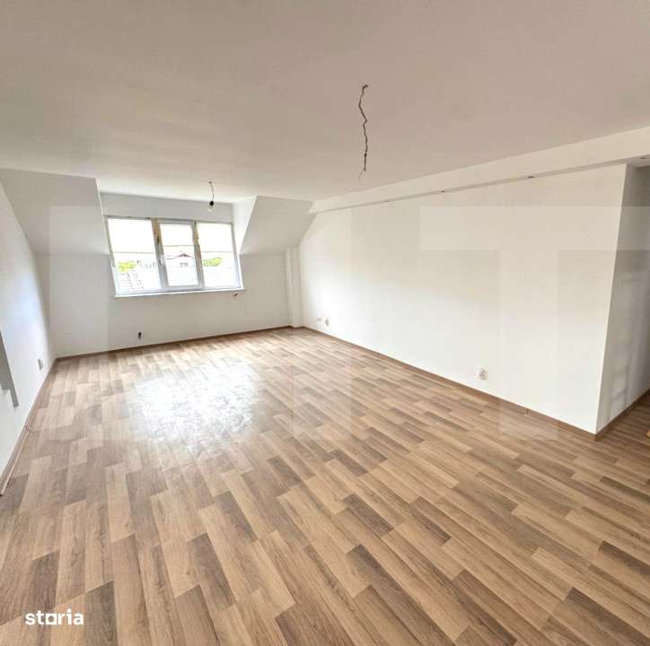 Vila cu demisol si 2 etaje, nefinalizata, pe teren de aproape 3.000 mp - Imagine principală: 3/11