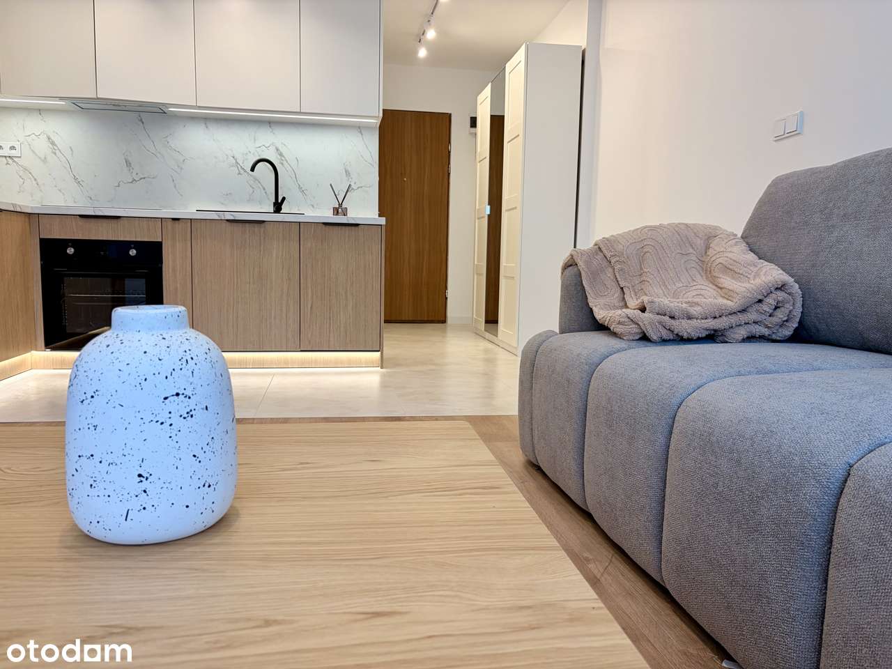 Do wynajęcia nowa kawalerka 29 m² po remoncie – Osiedle Tysiąclecia