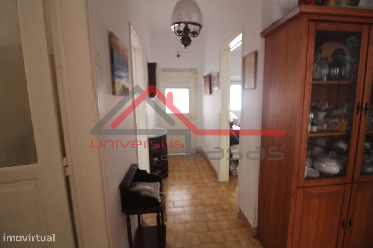 Moradia Térrea Geminada V2 com Quintal em Pinhal Novo-11