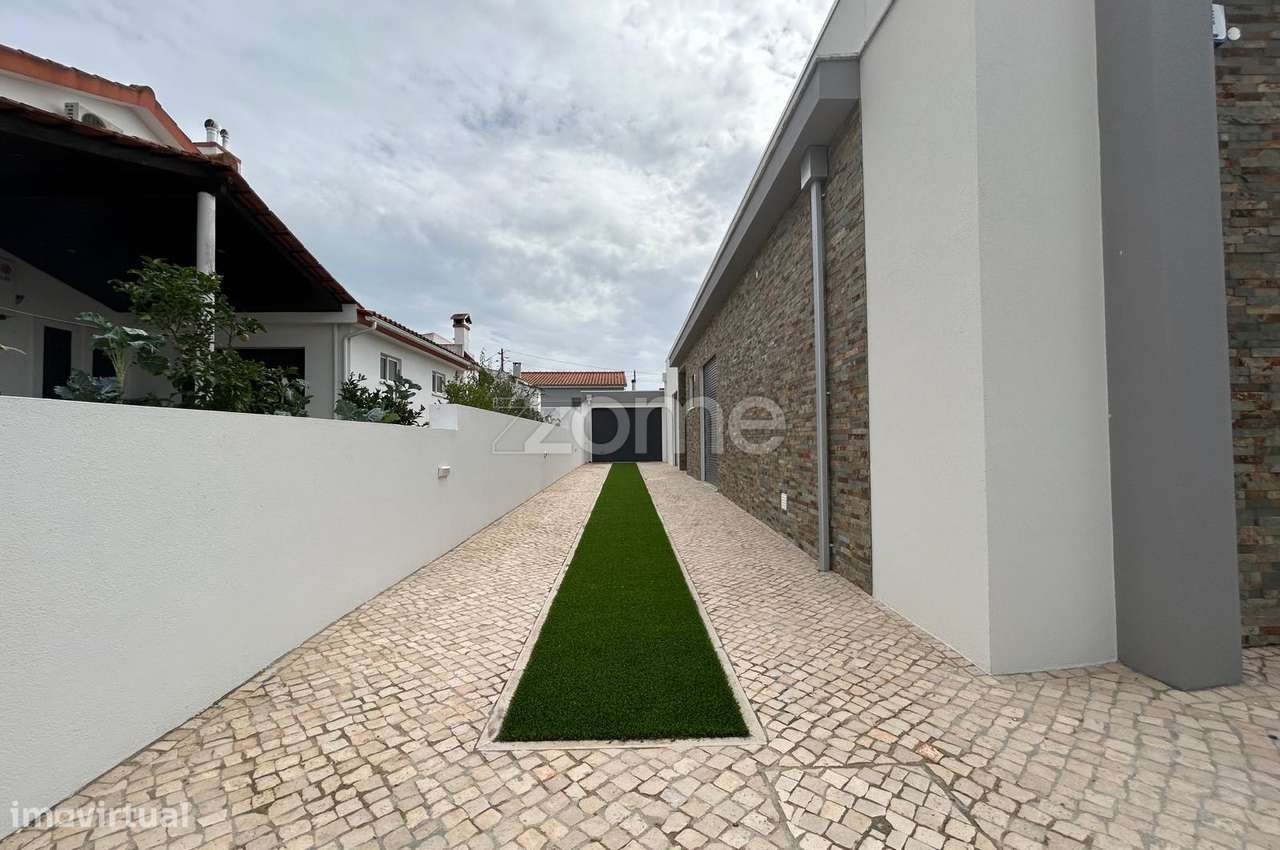 Moradia T4 Térrea em lote de 527m2 - Azeitão-30