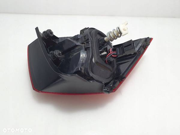 VW GOLF VII 2016r LAMPA TYŁ PRAWA BŁOTNIK KLAPA LAMPY SUPER STAN 5G0945096 - 8