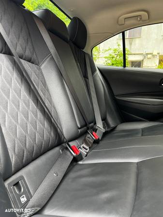 Toyota Corolla 1.8 HSD Exclusive interior Negru - 22