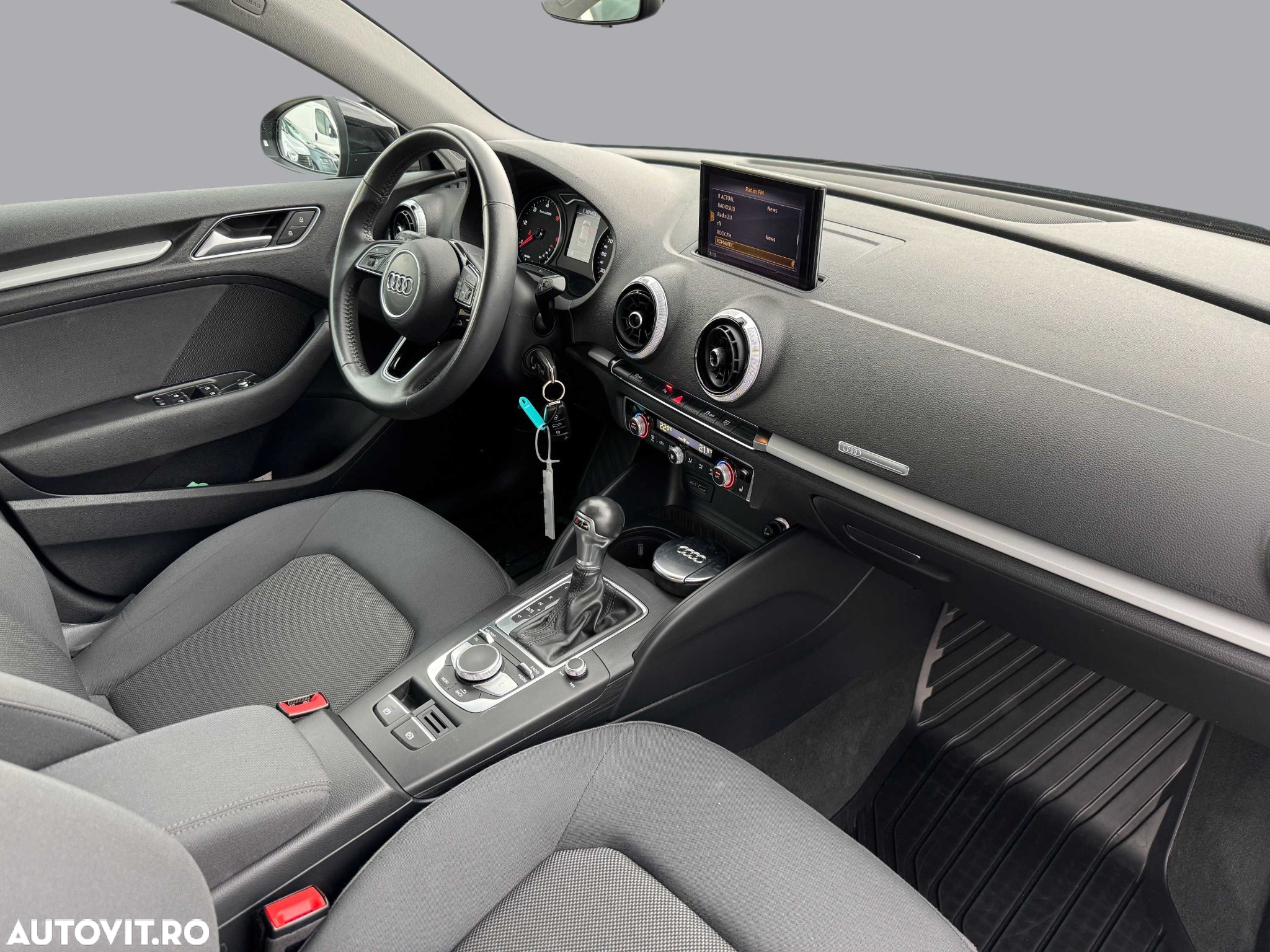 Audi A3 Sportback 1.6 TDI S tronic - 9