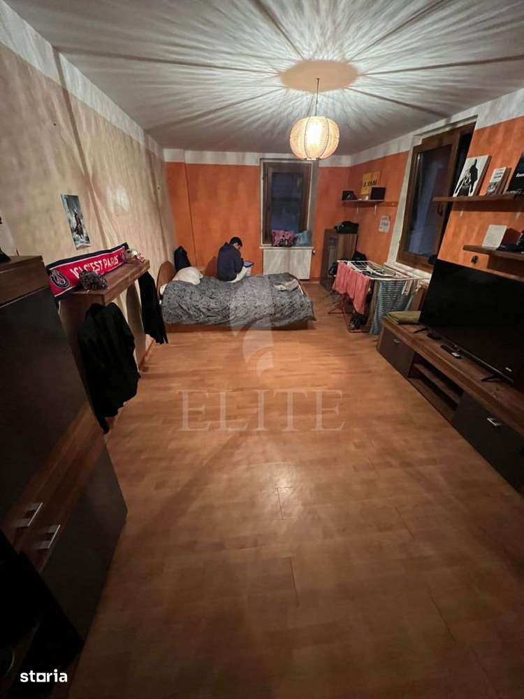 Apartament o camera în zona EROILOR - Imagine principală: 5/6