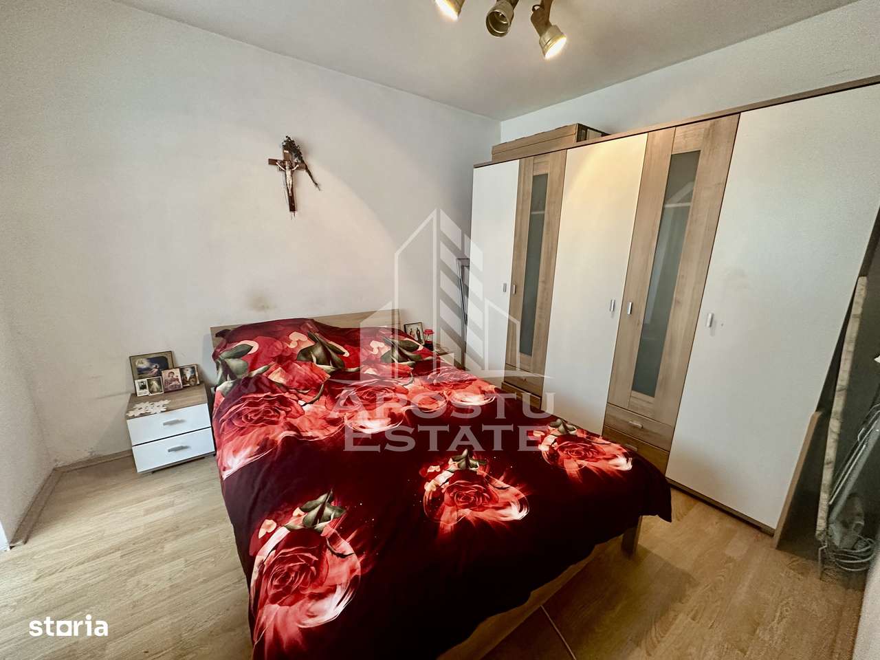 Apartament cu 2 camere, etaj 1, mobilat, zona Sagului - Imagine principală: 4/7