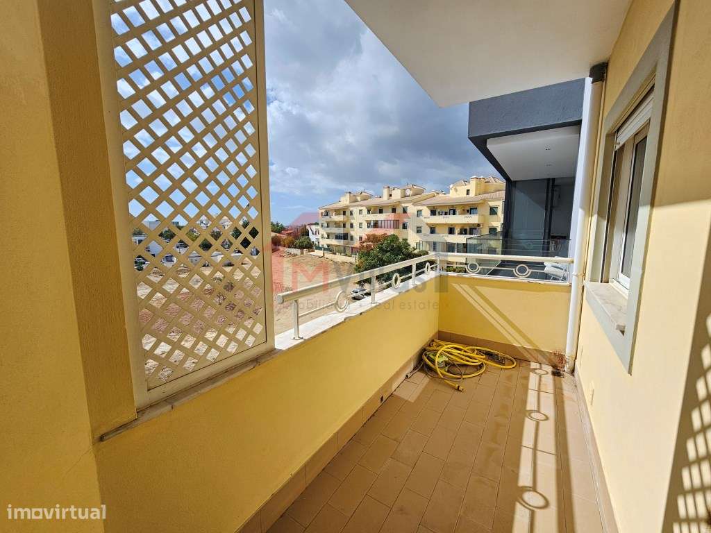 Apartamento T2 com garagem e arrecadação no centro - Almancil - Grande imagem: 5/17