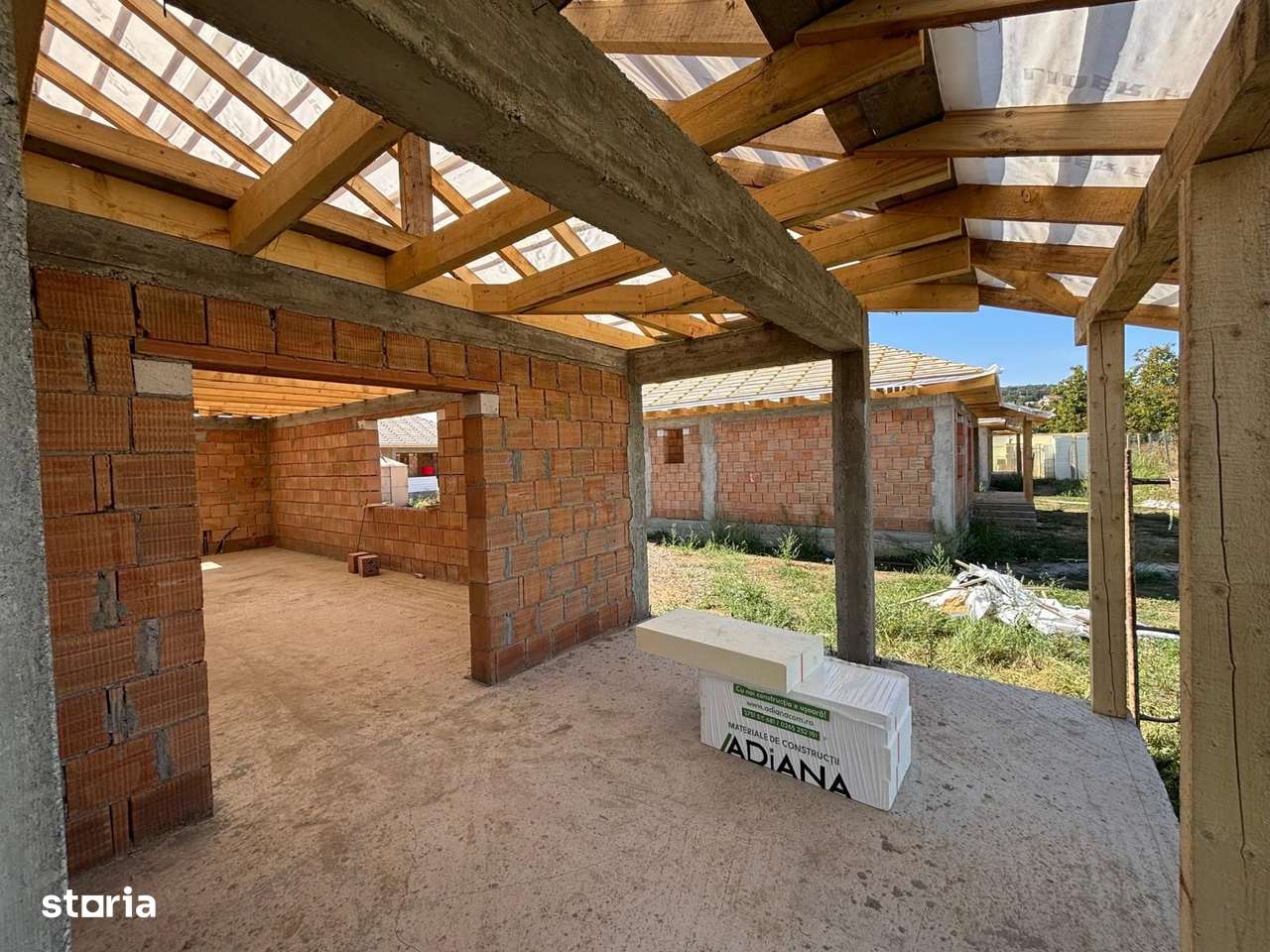 Sancraiu de Mures - Vanzare casa 4 camere - Imagine principală: 3/8