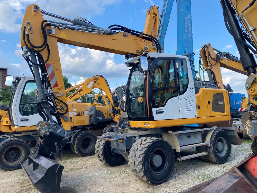 Liebherr A914, 2016 rok, dłuższy zasięg sztill 265 cm, z niemiec, super stan 2016