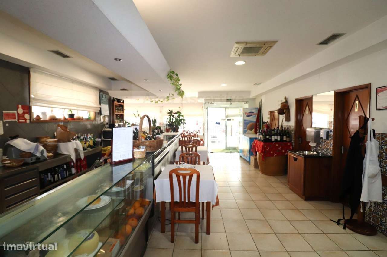 Restaurante para trespasse na  R da Belgica, Canidelo, V Nova de Gaia - Grande imagem: 5/10