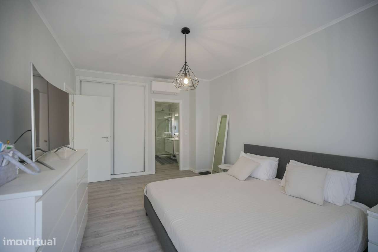 Moradia T5 Mem Martins-7