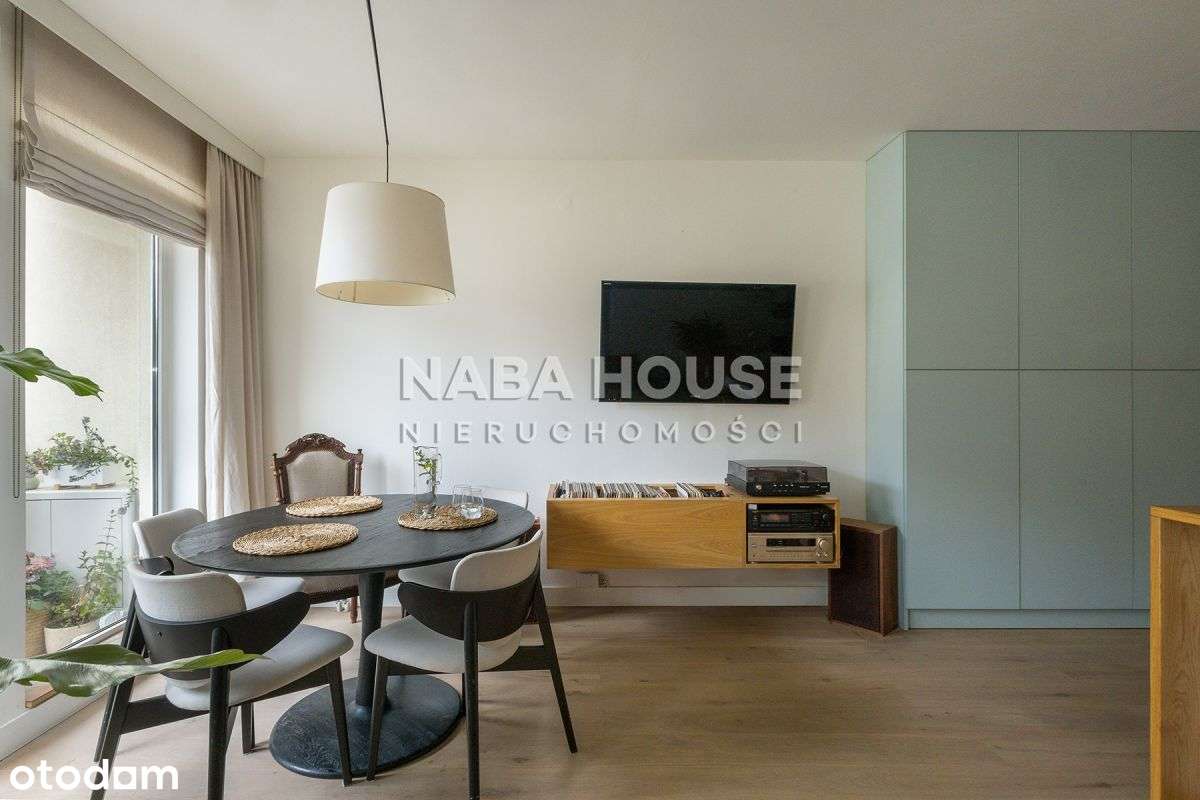 Eleganckie 4-pokojowe mieszkanie z balkonem-2