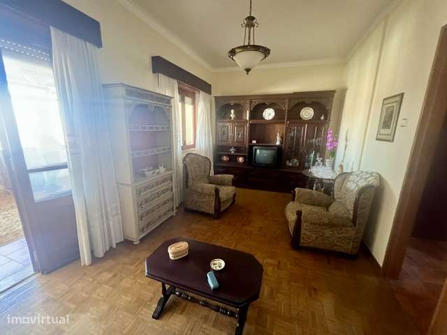 Apartamento T1 Almada-12