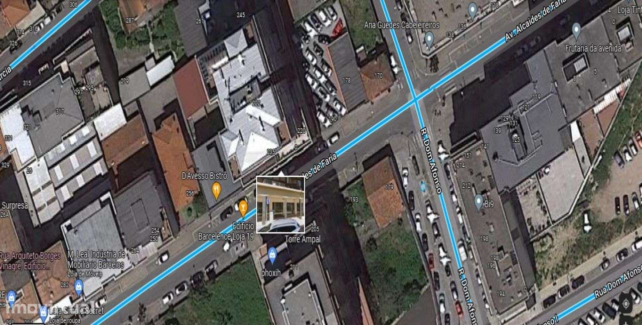 Loja próxima estação comboios... Barcelos - Grande imagem: 2/2