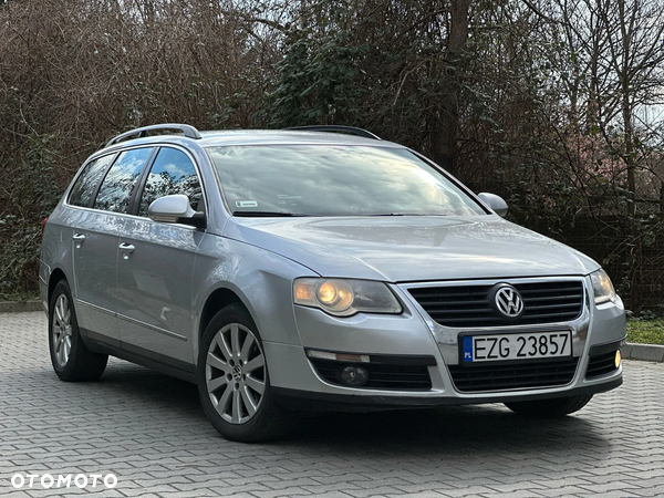 Volkswagen Passat 1.9 TDI Comfortline - 1