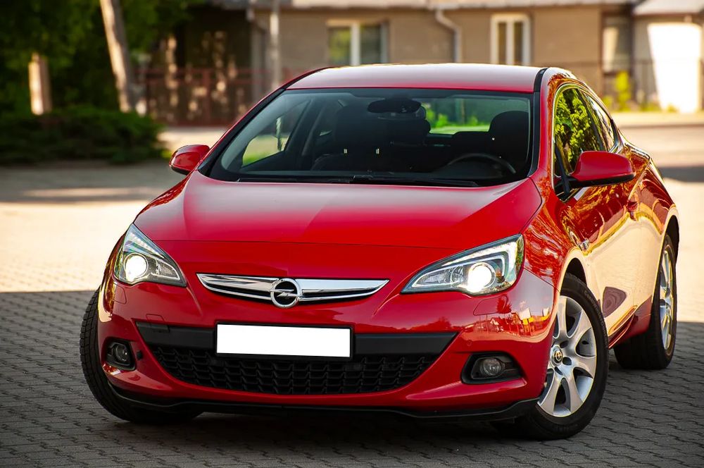 Opel Astra J 1.4 Turbo Innovation 2012