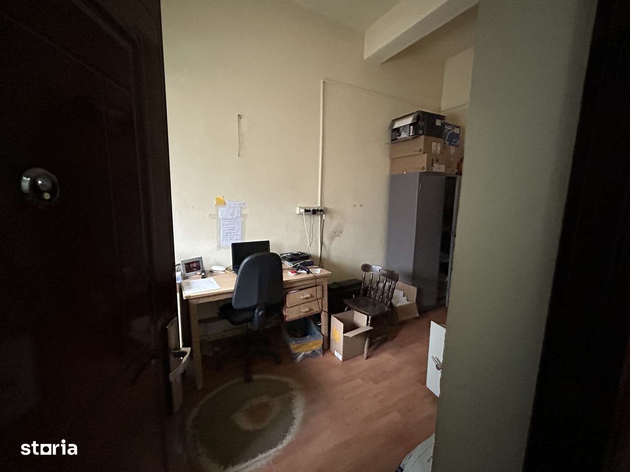 Vand spatiu comercial,actualmente POSTA din Chisineu Cris, din centru.-8