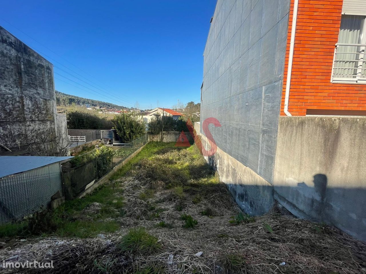 Lote de Terreno com 232m2 em Mascotelos, Guimarães